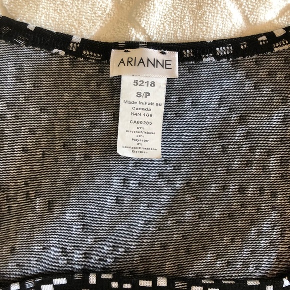Arianne S/P top made in Canada - Picture 4 of 4